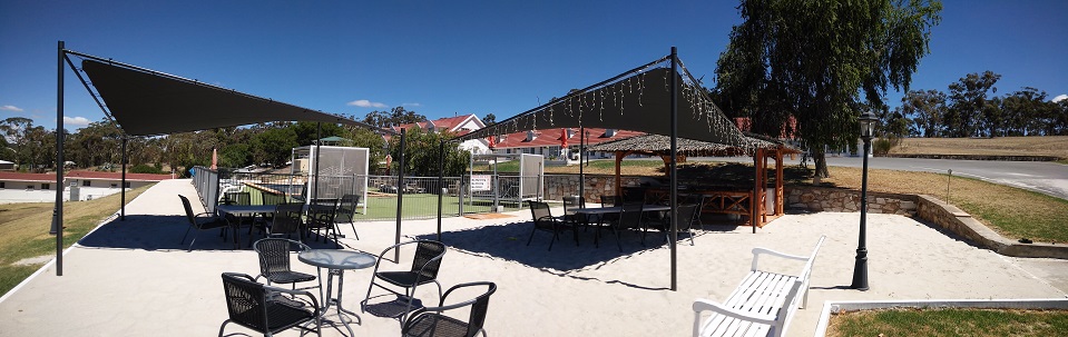 Panorama BBQ beach - Copy.jpg