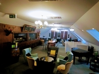 Lounge.jpg Lounge.jpg